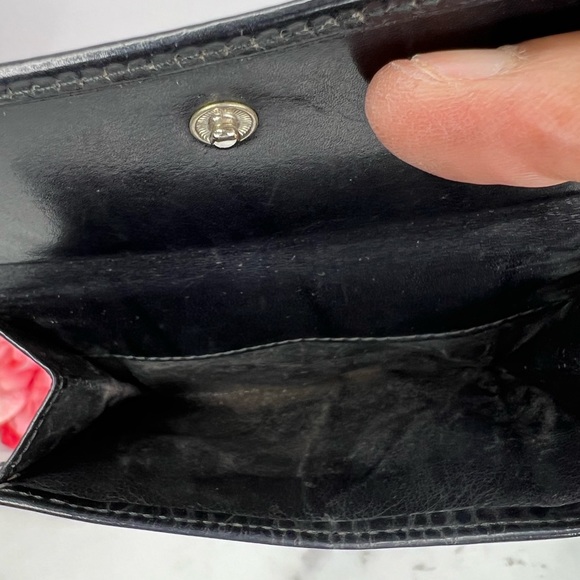 Vintage GUCCI Small Flap Bifold Wallet - Picture 13 of 14